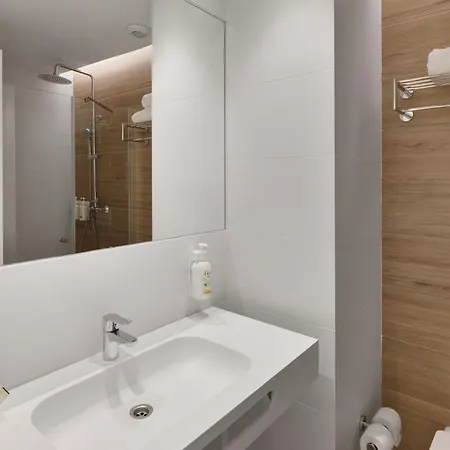 Hotel Aeropuerto 3*